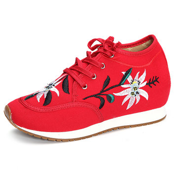 Chaussures à Lacets Brodées Chinoises Décontractées en Bout Rond