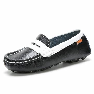 Enfants chaussures enfants chaussures en cuir bateau chaussures garcons filles glissent sur des mocassins