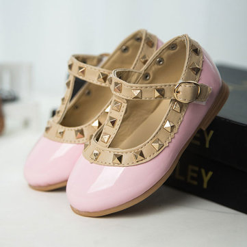 2016 nouvelles filles princesse rivet sandales enfants robe de mode chaussures appartements Souliers simple