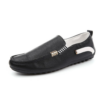 Nouveaux hommes glissent sur des mocassins de conduite décontractée chaussures plates respirantes