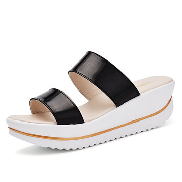 Les femmes été glissement chic et des sandales peep toe coin sandales poisson bouche pantoufles