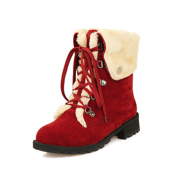Bottes de neige Les femmes d'hiver maintiennent des chaussures plates à lacets